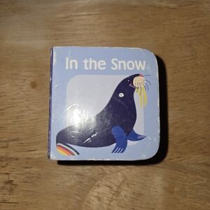 Pilbooks P I Books In The Snow Mini Blue Book For Baby Kids Toddler 1.75”